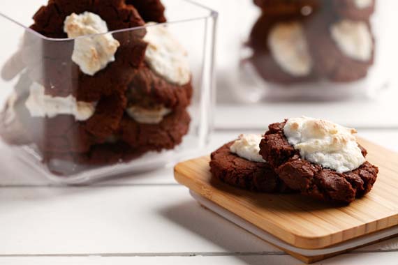 Snow Capped Fudge Cookies recipe made with canola oil 