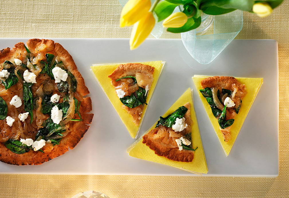 Balsamic Caramelized Onion, Spinach and Goat Cheese Pita Pizzas recipe made with canola oil by Ellie Krieger