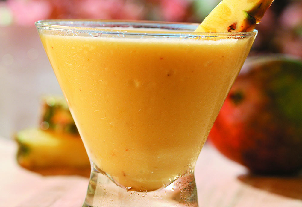 Licuado de plátano, mango y jengibre