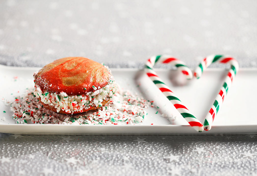 Candy Cane Whoopie Pies