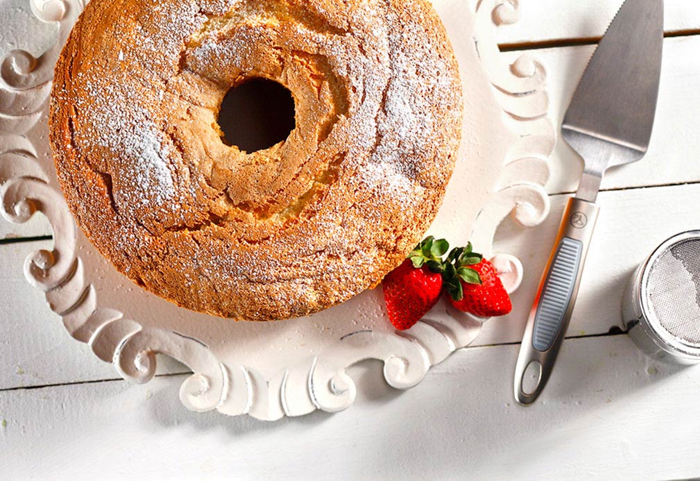 Chiffon Celebration Cake recipe made with canola oil by the Culinary Institute of America