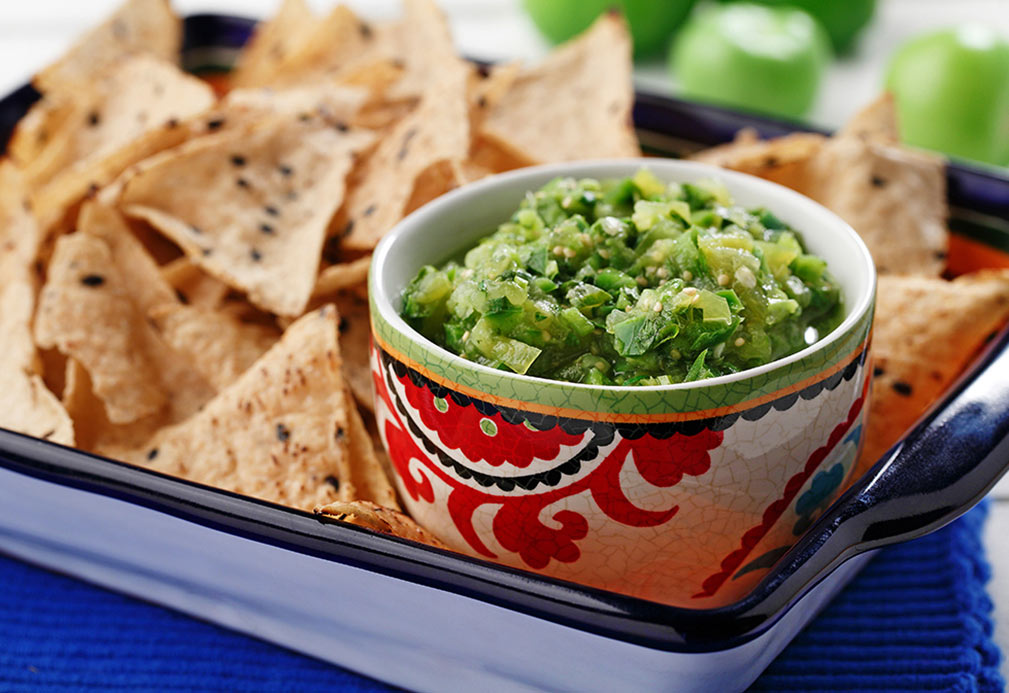 Green Salsa recipe made with canola oil by Guadalupe García de León