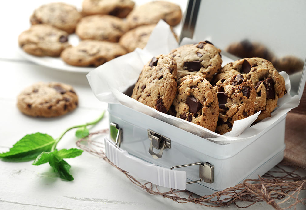 Peppermint Chocolate Chunk Cookies recipe made with canola oil by George Geary