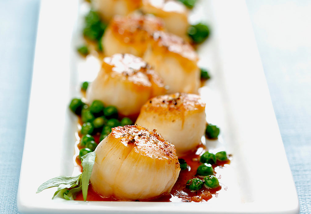 Sautéed Scallops with Peas in Lemon Tarragon Sauce recipe made with canola oil