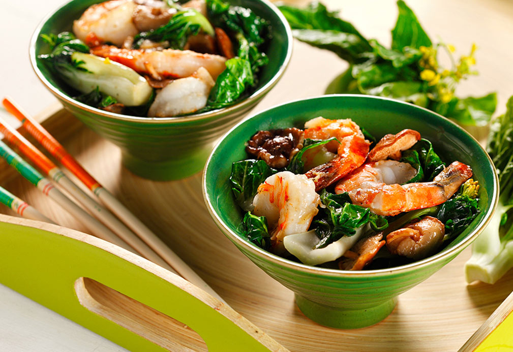 Stir-Fried Bok Choy with Jumbo Prawns recipe made with canola oil by Patricia Chuey