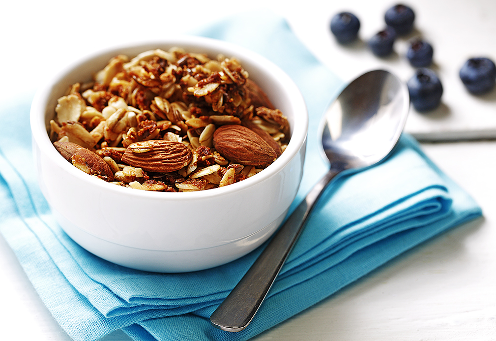 Coconut almond granola recipe made with canola oil by Patricia Chuey