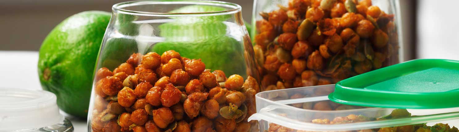 Crispy Chickpeas and Pumpkin Seeds with Lime made with canola oil