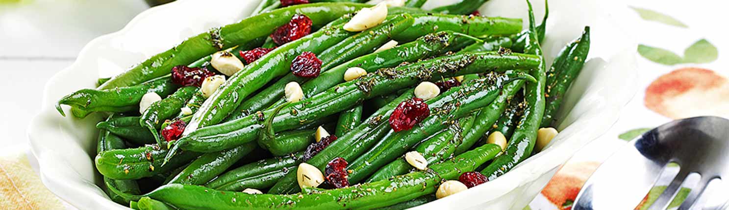 Green Beans with Almonds and Cranberry with canola oil