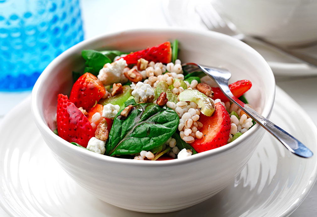 Barley Salad with Spinach and Strawberries recipe made with canola oil by Julie van Rosendaal