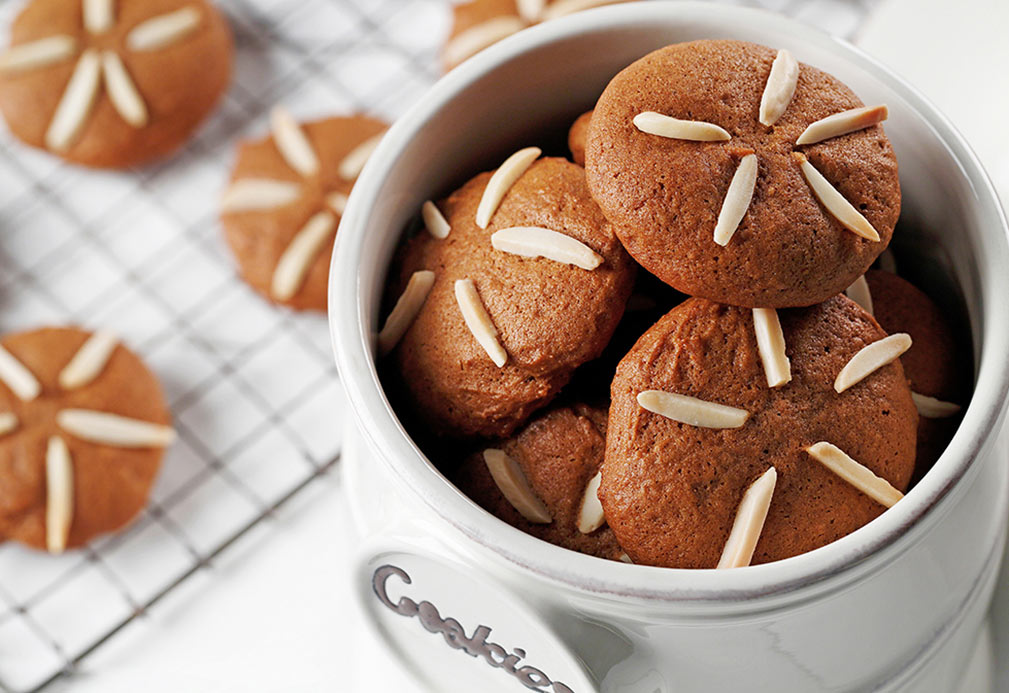 Dandoy Cookies recipe made with canola oil by George Geary