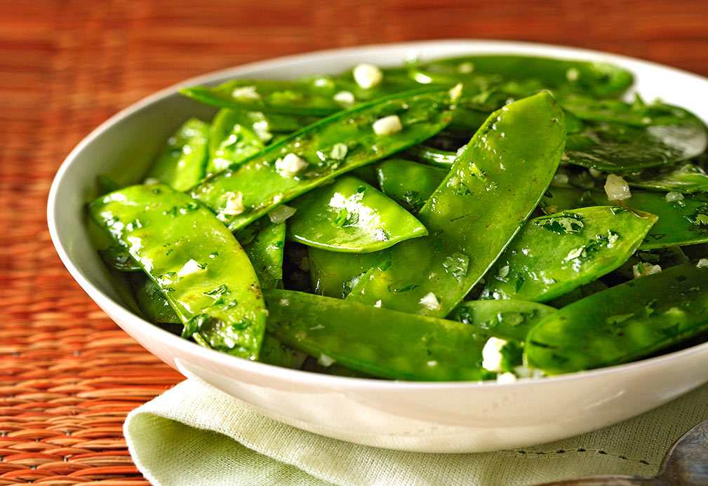 Garlic Snow Peas with Cilantro recipe made with canola oil in partnership with the American Diabetes Association