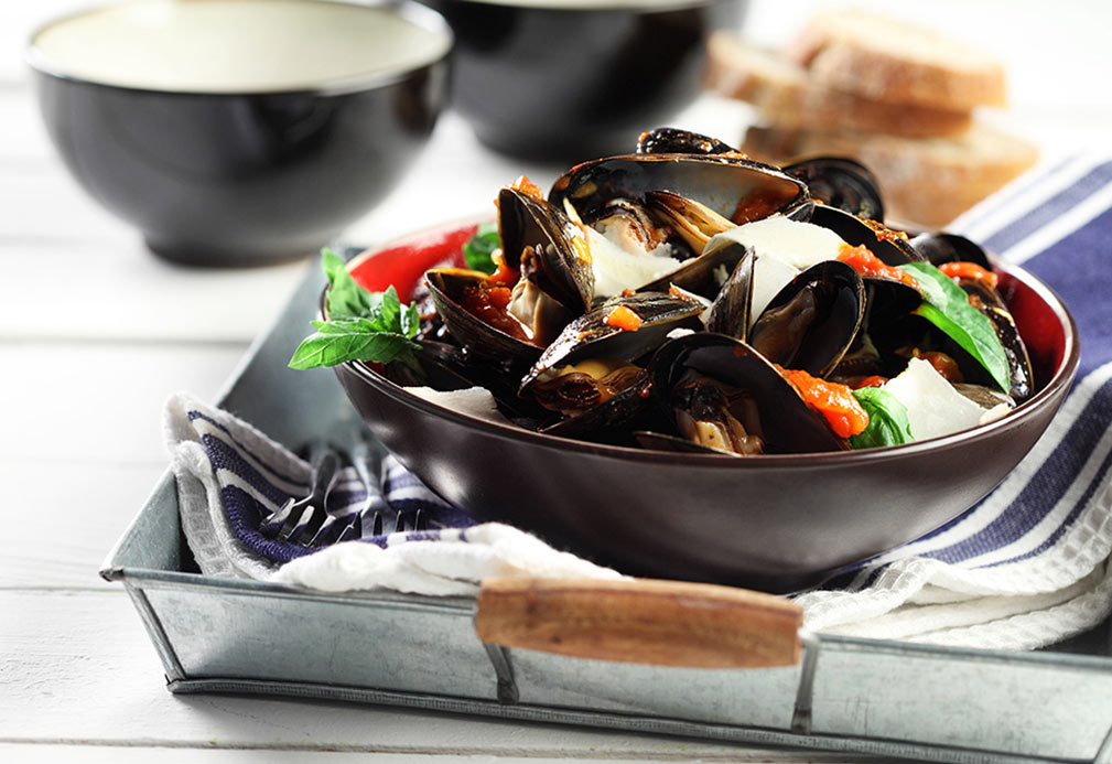 Mussels in White Wine recipe made with canola oil
